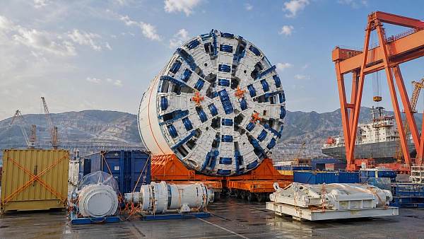 China Heavy Machinery Exports Rise 29