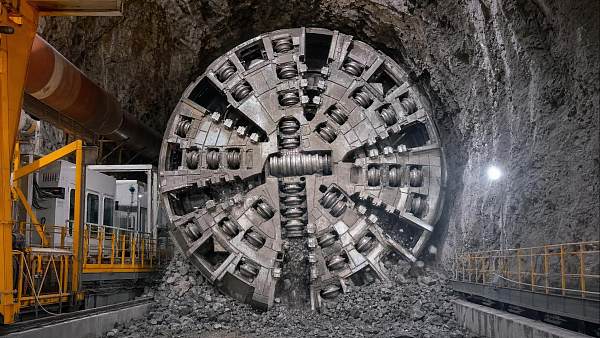Hard Rock TBM Tunnel Projects: Cutterhead Choices That Affect Risk