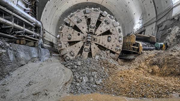 Geomechanics Factors That Change TBM Performance in Mixed Ground