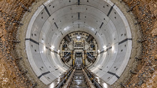 How ground conditions affect segment lining for railway tunnels