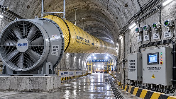 Do tunnel ventilation controls meet underground worker safety requirements?