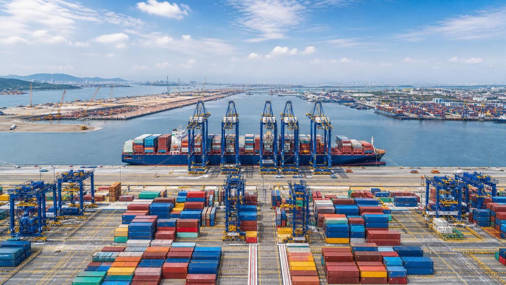 Port Infrastructure Investment Analysis: CAPEX, Payback, and Traffic Risk