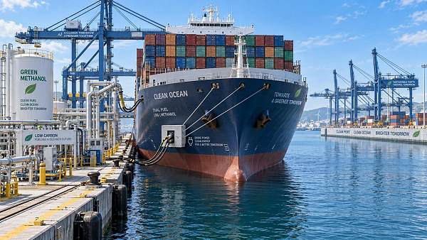 How European marine decarbonization rules affect fleet fuel choices