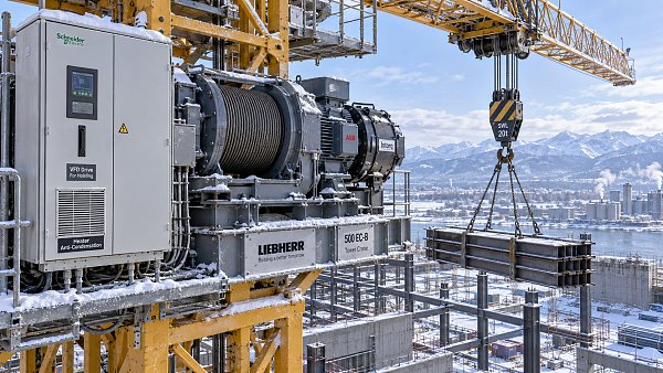 What to assess before choosing crane drive systems in Canada