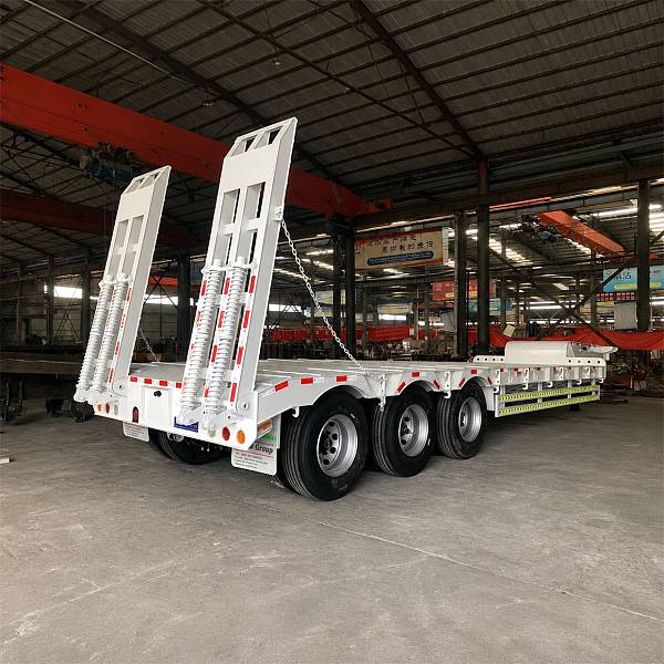 3 Axle 60 Ton Lowbed Trailer 3 Axle 60 Ton Lowbed Trailer