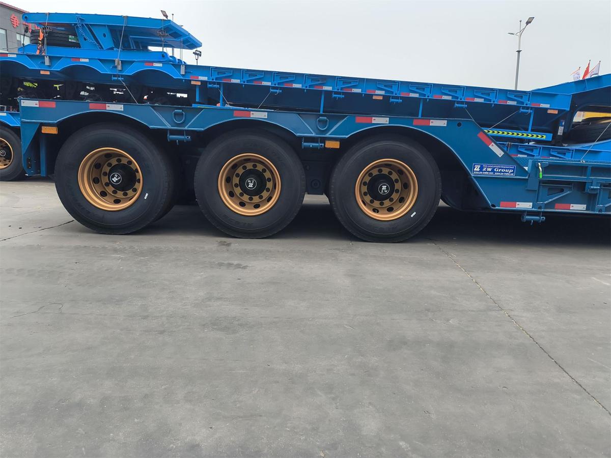 3 Axle RGN Lowbed Semi Trailer
