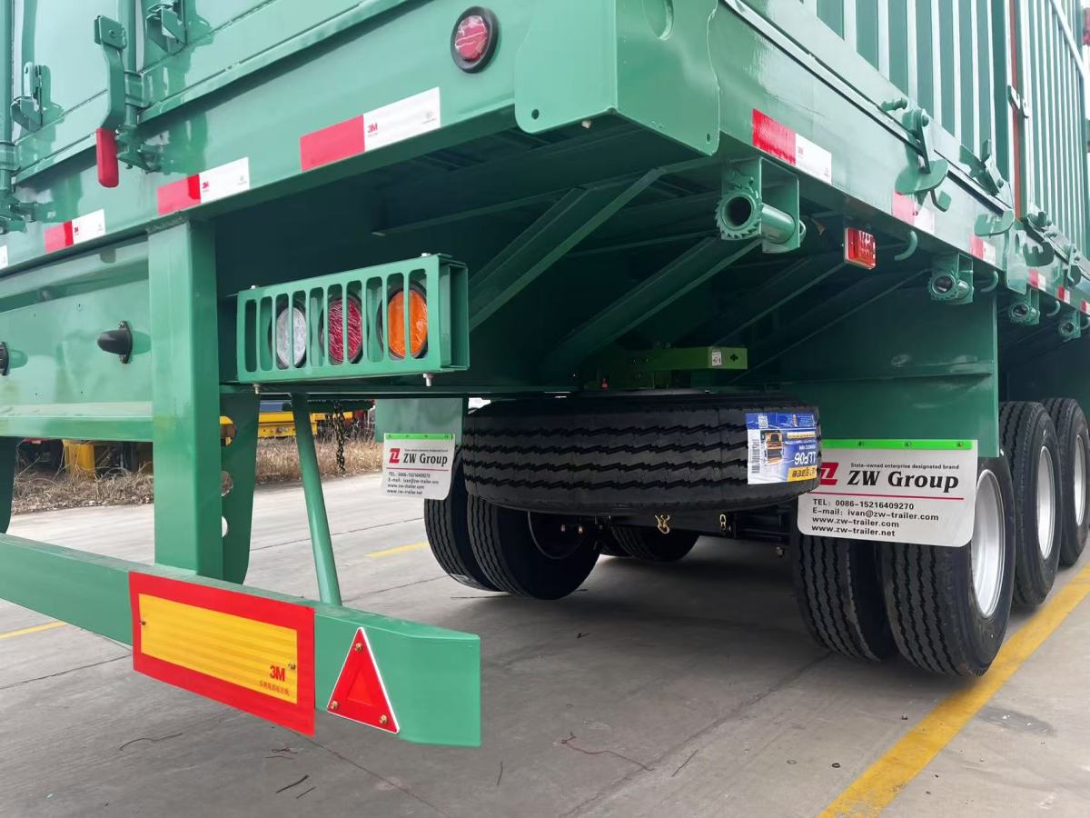 6 Axle Fence Semi-Trailer (3) 6 Axle Fence Semi-Trailer