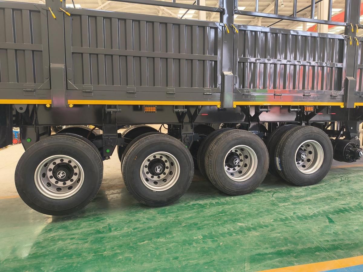 4 Axle Fence Cargo Trailer (4) 4 Axle Fence Cargo Trailer