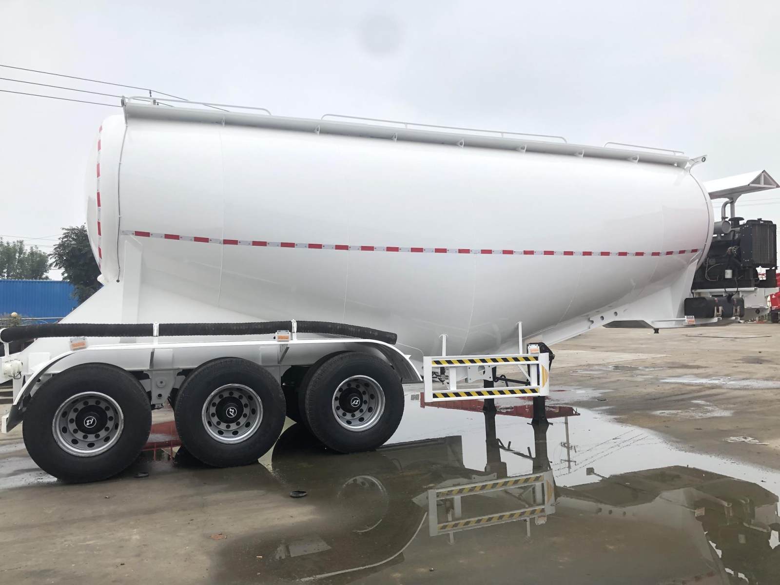 3 axle 40 ton cement powder tanker trailer