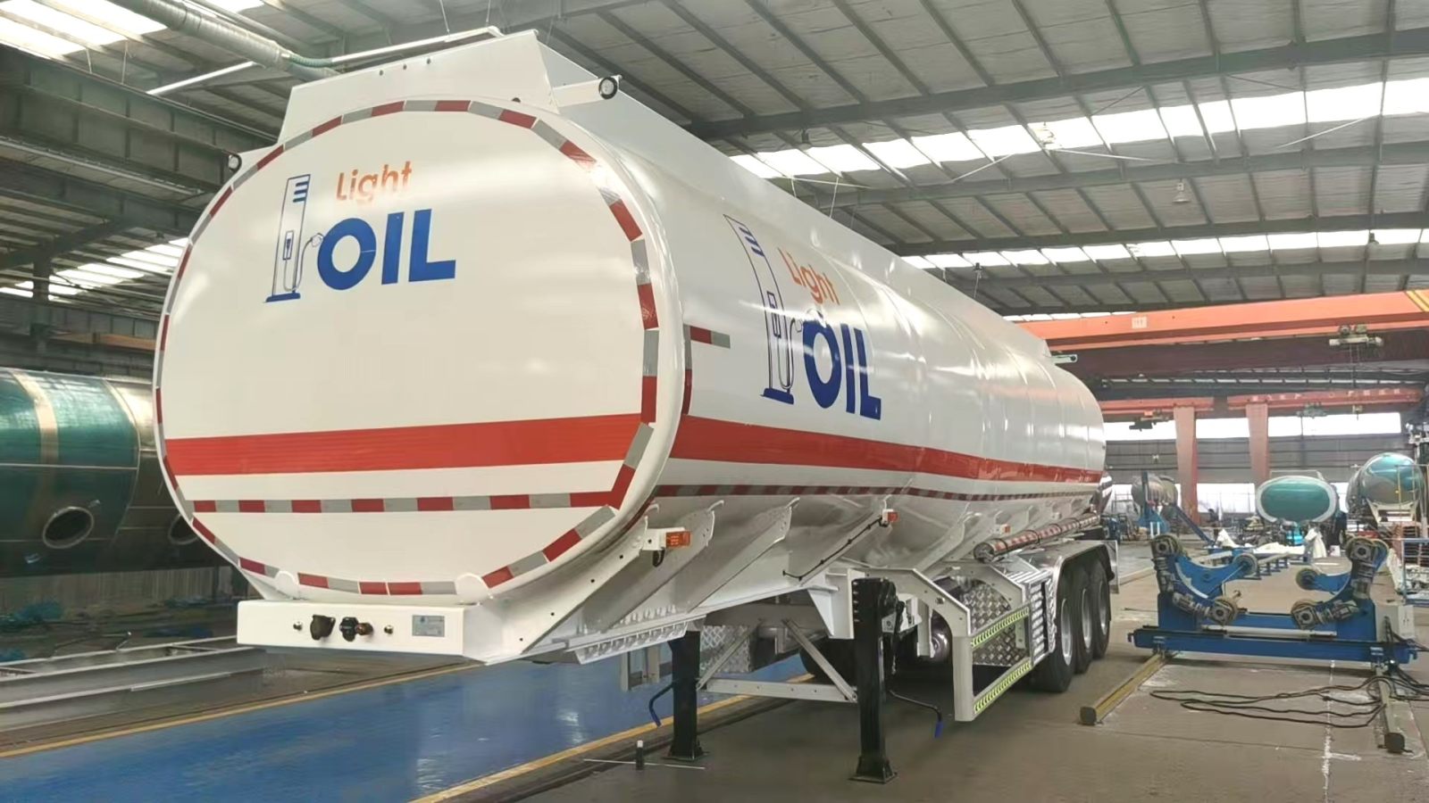 3 Axle 42000L Aluminum Tank Trailer