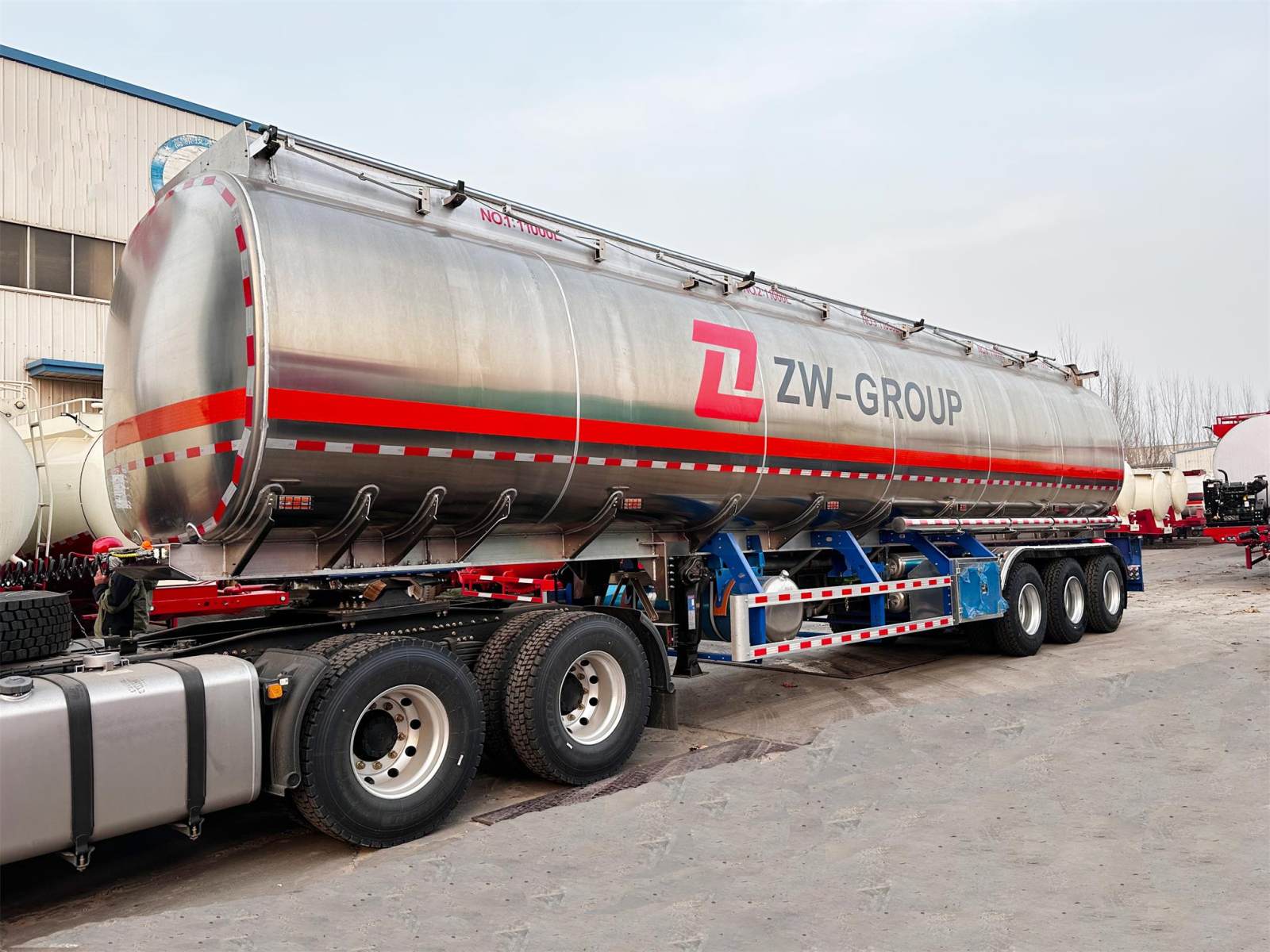 3 Axle 45000L Aluminum Tanker Trailer