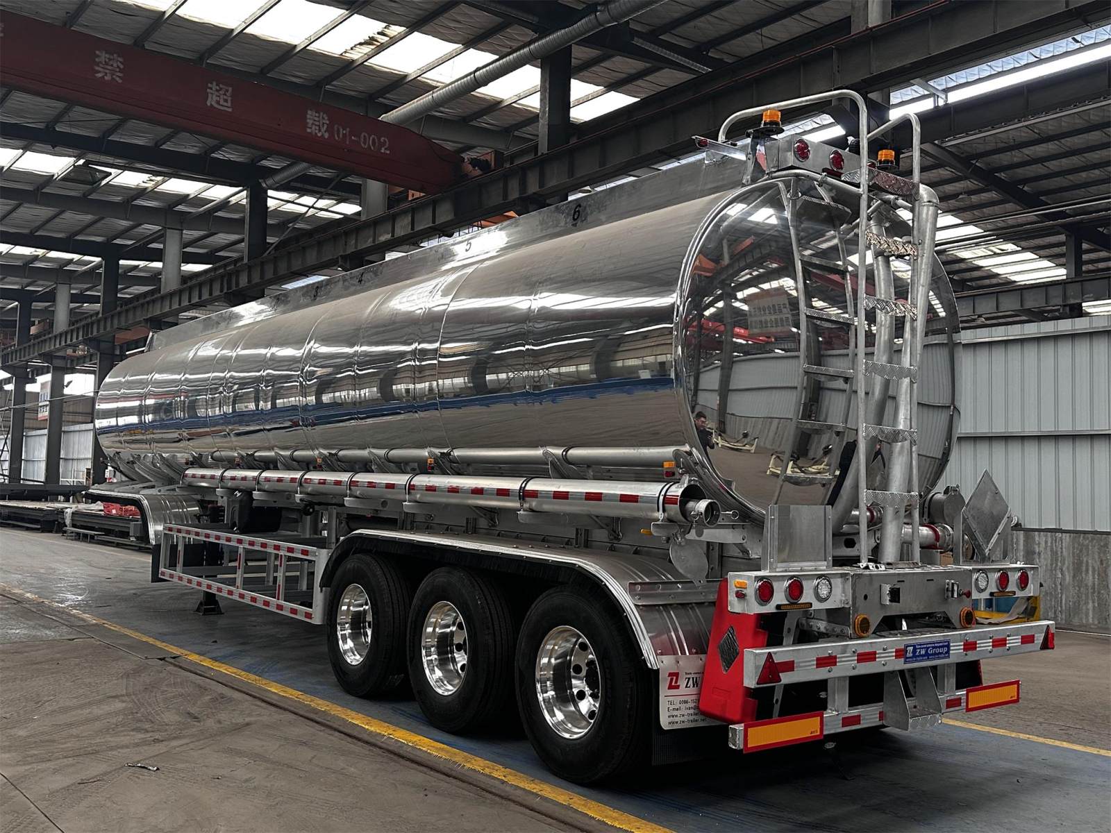 Mirror-Polished Aluminum Alloy Fuel Tank Semi Trailer