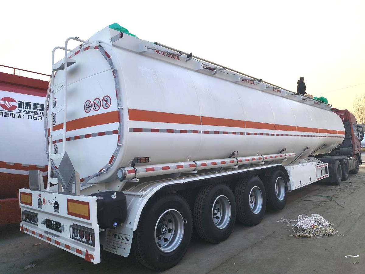 4 axle 54000L carbon steel fuel tanker semi trailer