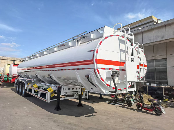3 Axle Fuel Tank Semi Trailer