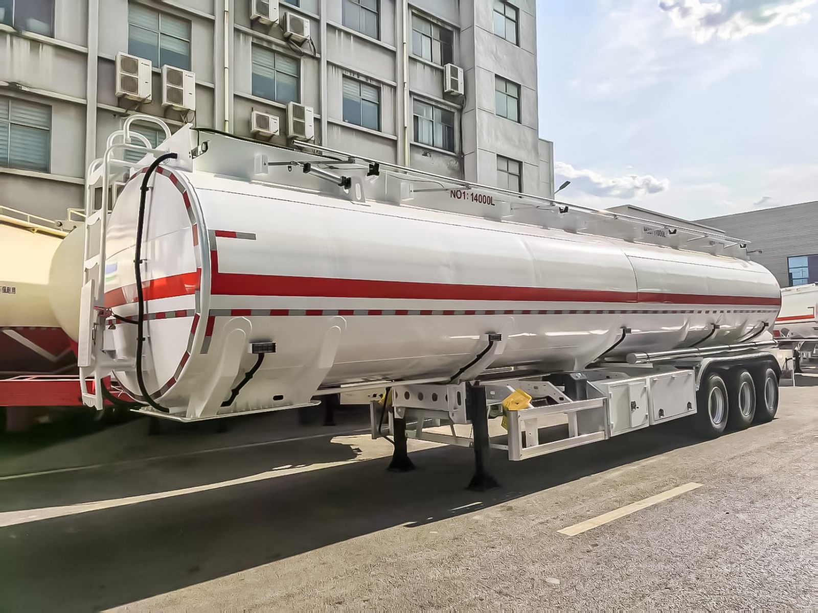 3 Axle Fuel Tank Semi Trailer