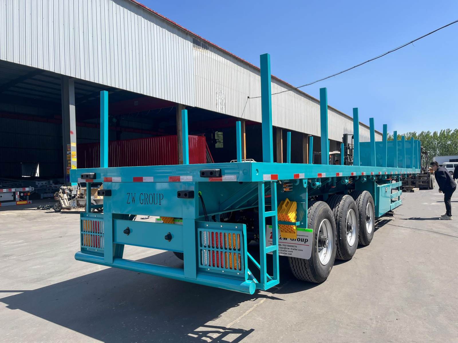 3 Axle Flatbed Semi Trailer with Side Bar Stick Pipe