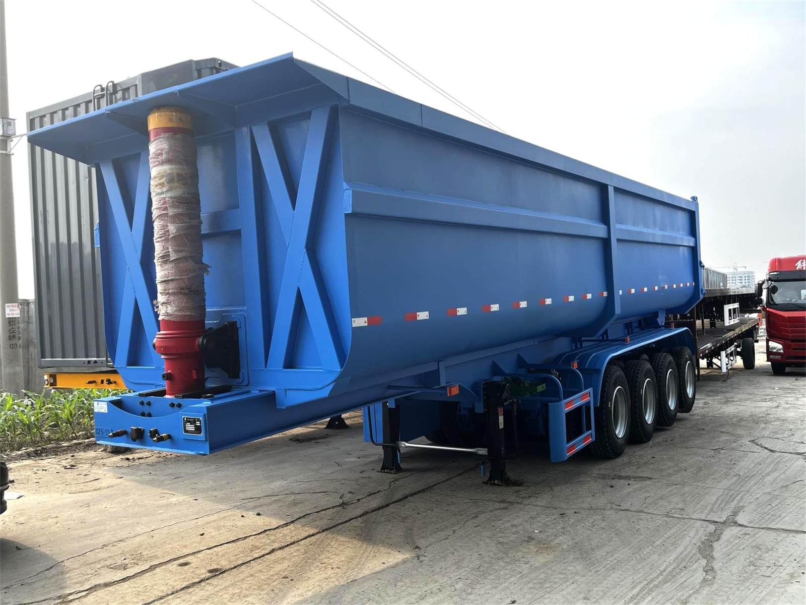 4 Axle End Dump Trailer