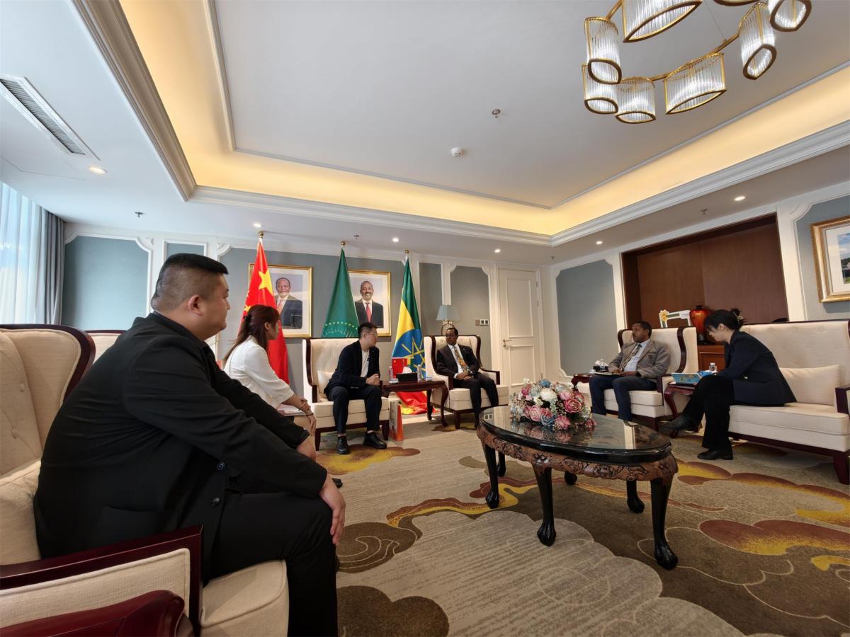 ​ZW Group Meets Ethiopian Envoy to Expand Commercial Fleets