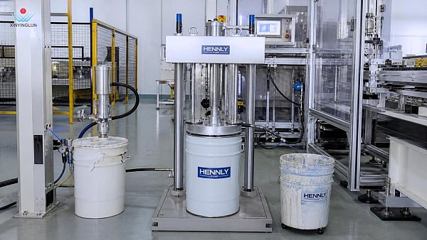 Dual Post Follower Plate Pump vs Standard Drum Pump: Which Handles Thick Grease Better?