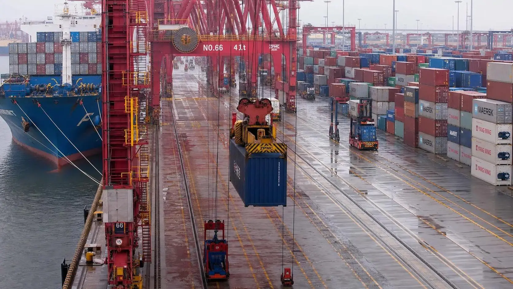How to Evaluate a Cargo Handling Equipment Manufacturer for Port Throughput and Safety