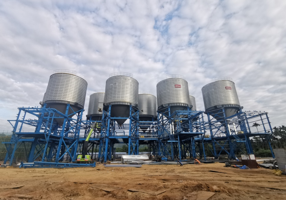 Mineral & Alumina Silos