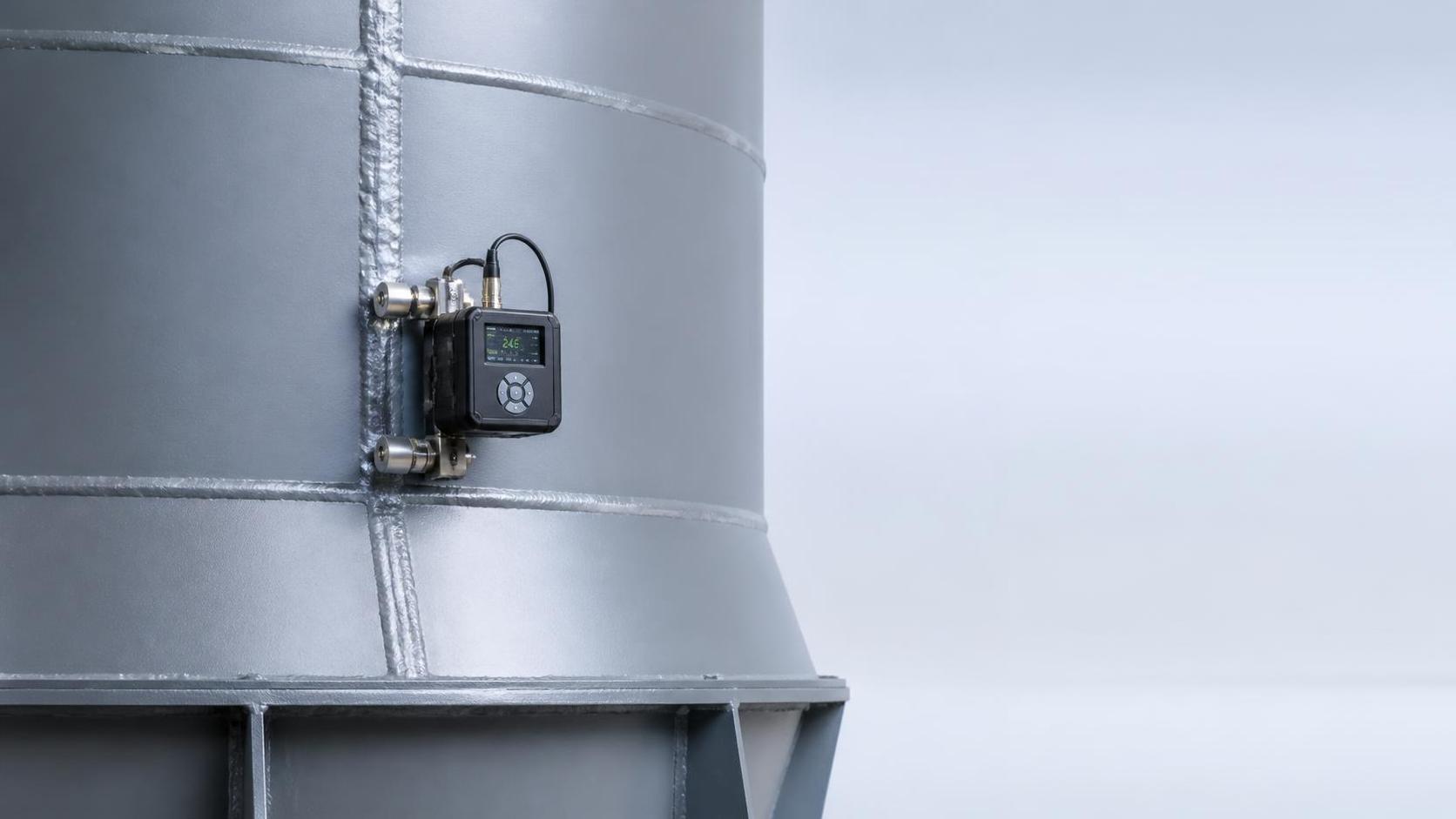 How to Inspect Weld Seams and Coatings on an Aging Welded Steel Silo How to Inspect Weld Seams and Coatings on an Aging Welded Steel Silo