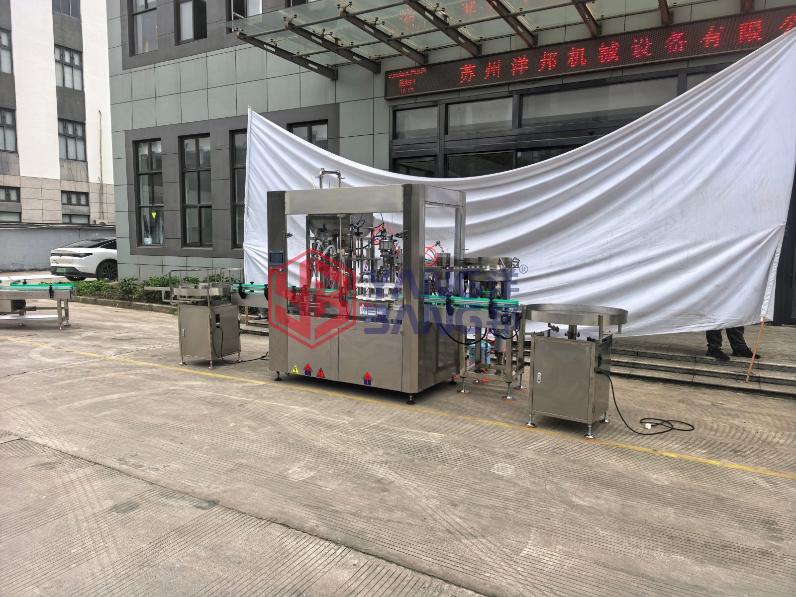 YB-QW2 High Efficiency Fully Automatic Aerosol Spray Can Gas Car Spray Paint Filling Sealing Machine