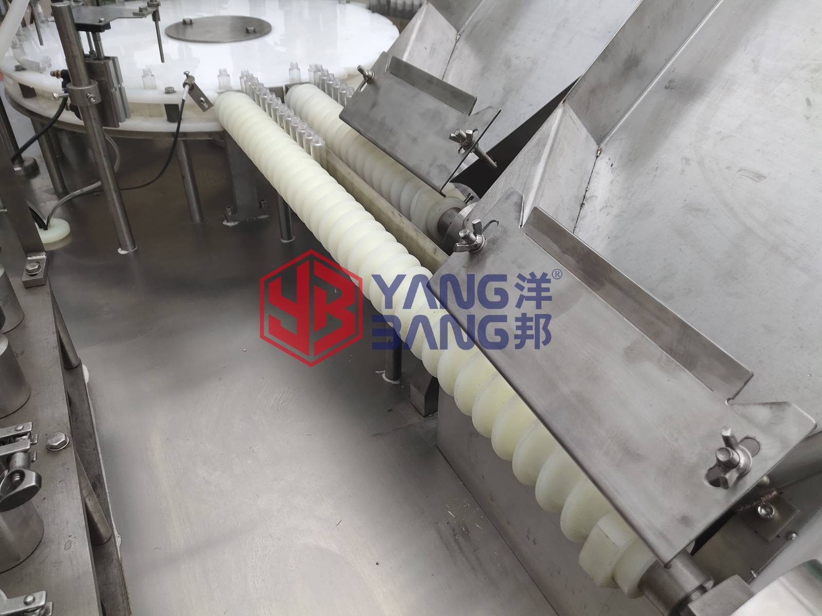 YB-Y4 Full Automatic Stain Remover Pen Filling Machine Laundry Care Detergent Liquid Pen Filler Equipment