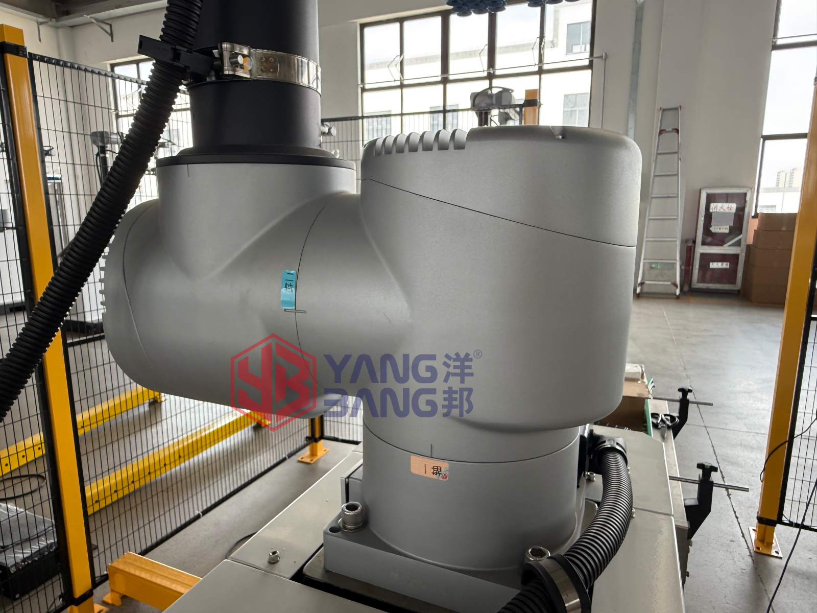 YB-MD35L Automatic Crate Palletizing Robot Machine Easy Operation Language Design Bottle Crate Stacking Equipment