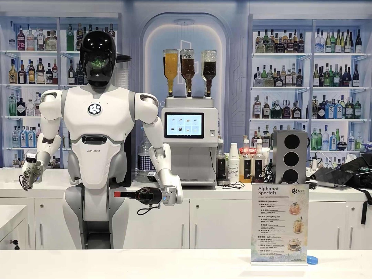 Tabletop Cocktail Machine Partners with AI²Robotics Tabletop Cocktail Machine Partners with AI²Robotics for Robotic Beverage Service