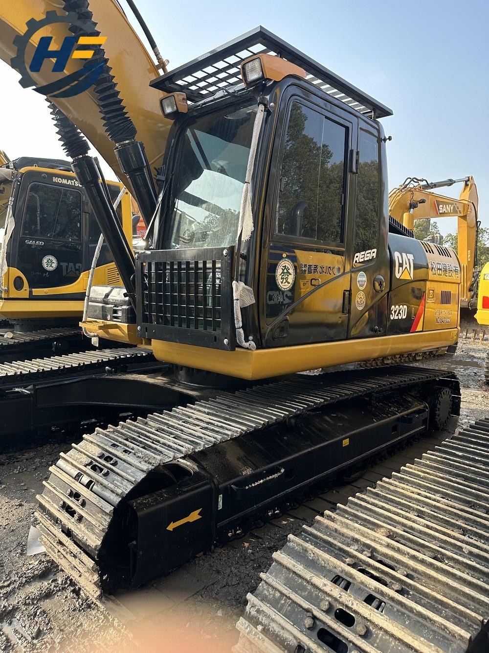 Cat 323 Excavator