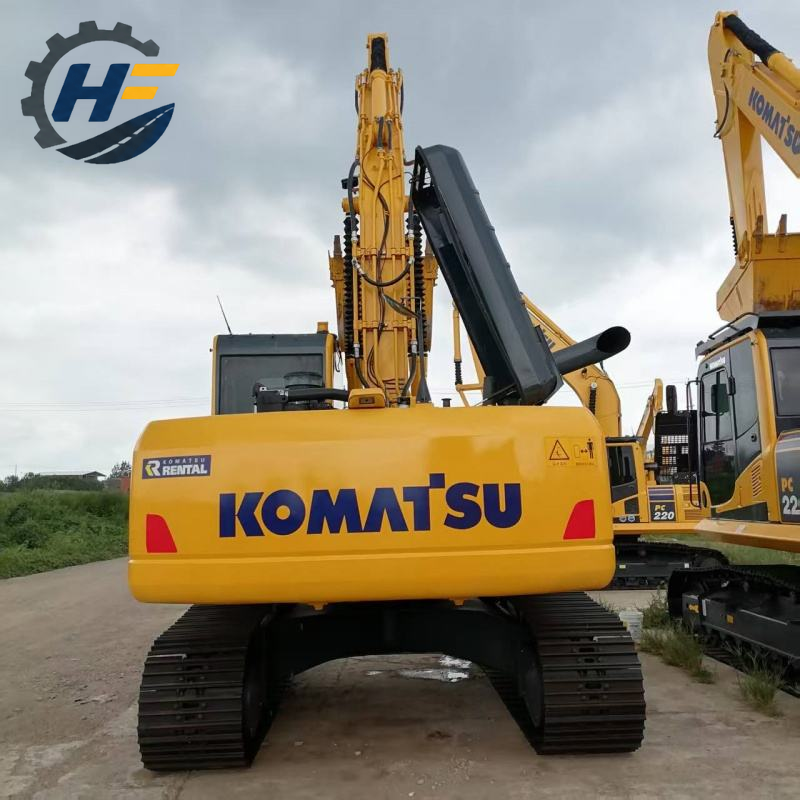 Komatsu PC220 Excavator
