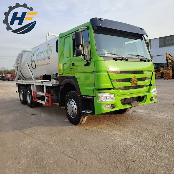 Sewage Vacuum Tank Trucks