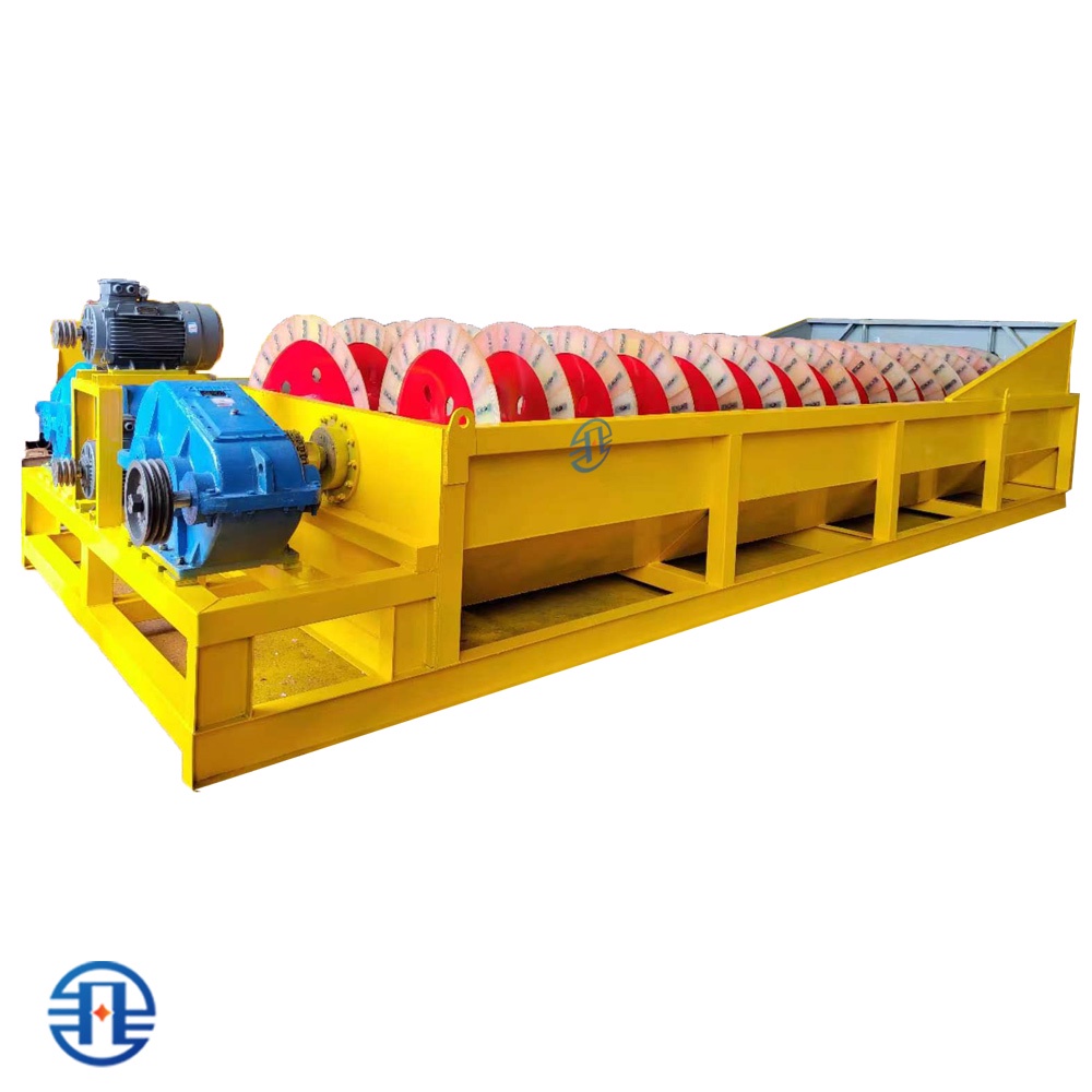 Équipement de tank à sédimentation automatique à faible usure FEIFAN FG12 pour le lavage du feldspath et une sortie de déshydratation stable, laveur à spirale de sable