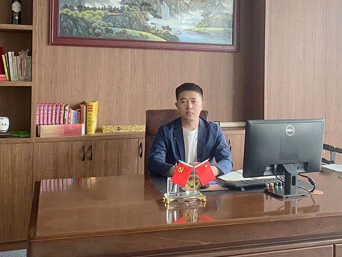 Ivan Sun – المؤسس & الرئيس التنفيذي لـ ZW Group | رائد تصدير الشاحنات المتخصصة في الصين