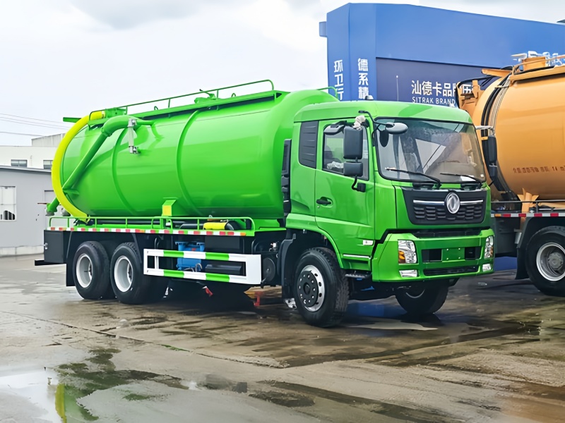 Camion d’aspiration des eaux usées DONGFENG 20CBM