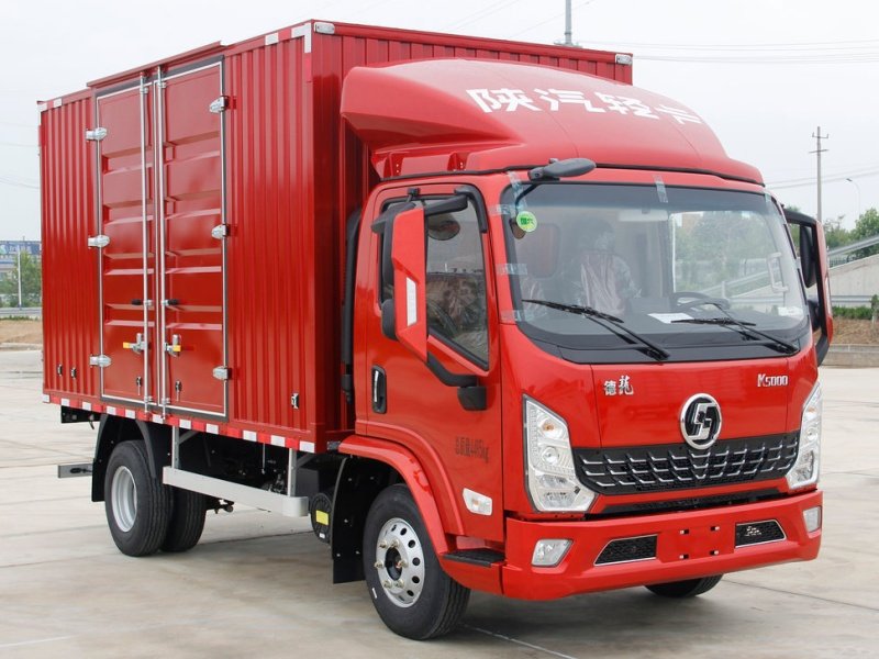Camion fourgon SHACMAN K5000 4x2