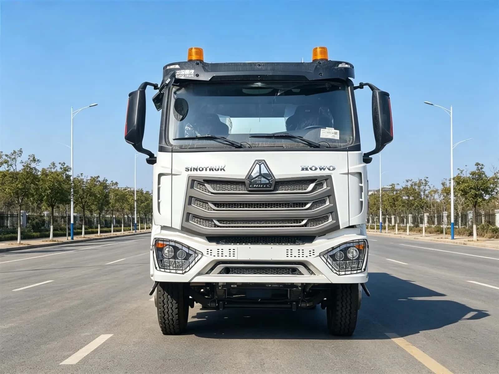 Caminhão compactador de lixo HOWO NX 6x4 18CBM