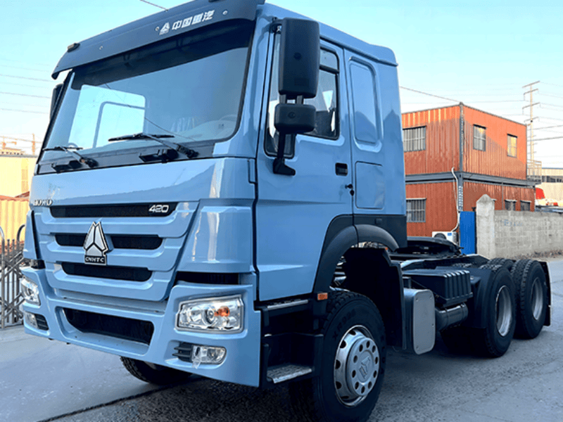 ​Caminhão-trator HOWO 420 6x4