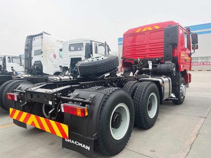 Caminhão trator SHACMAN F3000 6x4