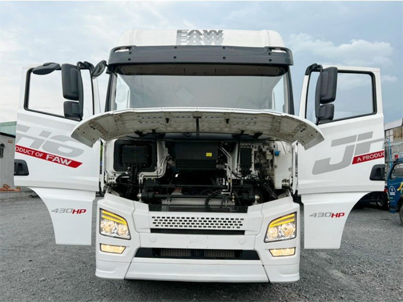 Camión tractor FAW JH6 6x4
