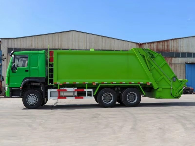 Camión compactador de basura HOWO 371 de 15m³