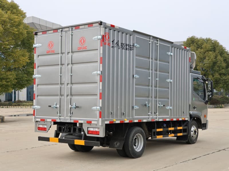 Camión de carga DONGFENG 4x2