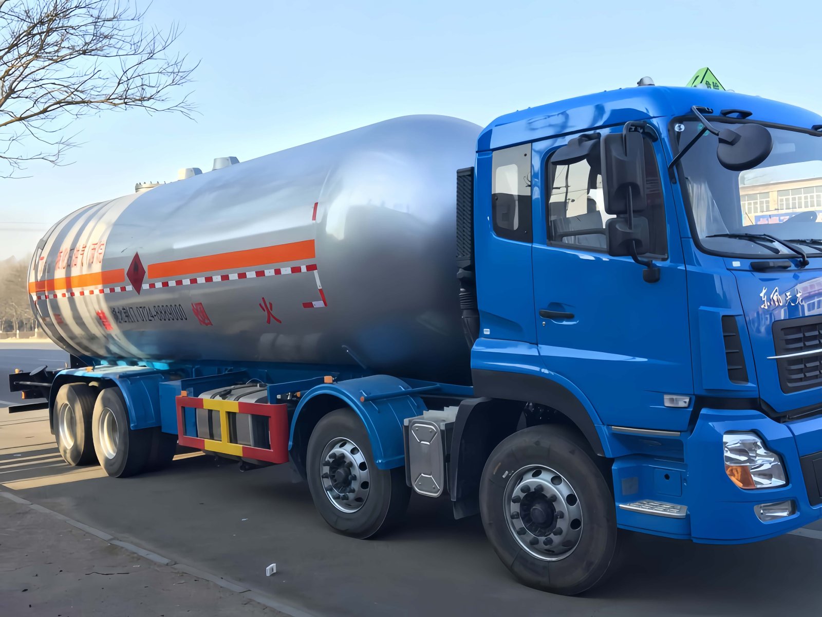 Camión GLP DONGFENG 8x4