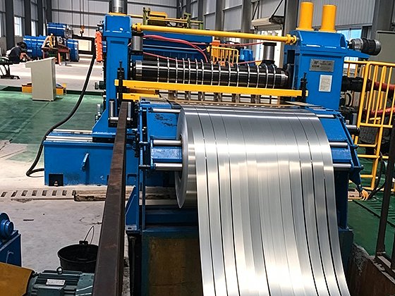 Steel coil slitting machine