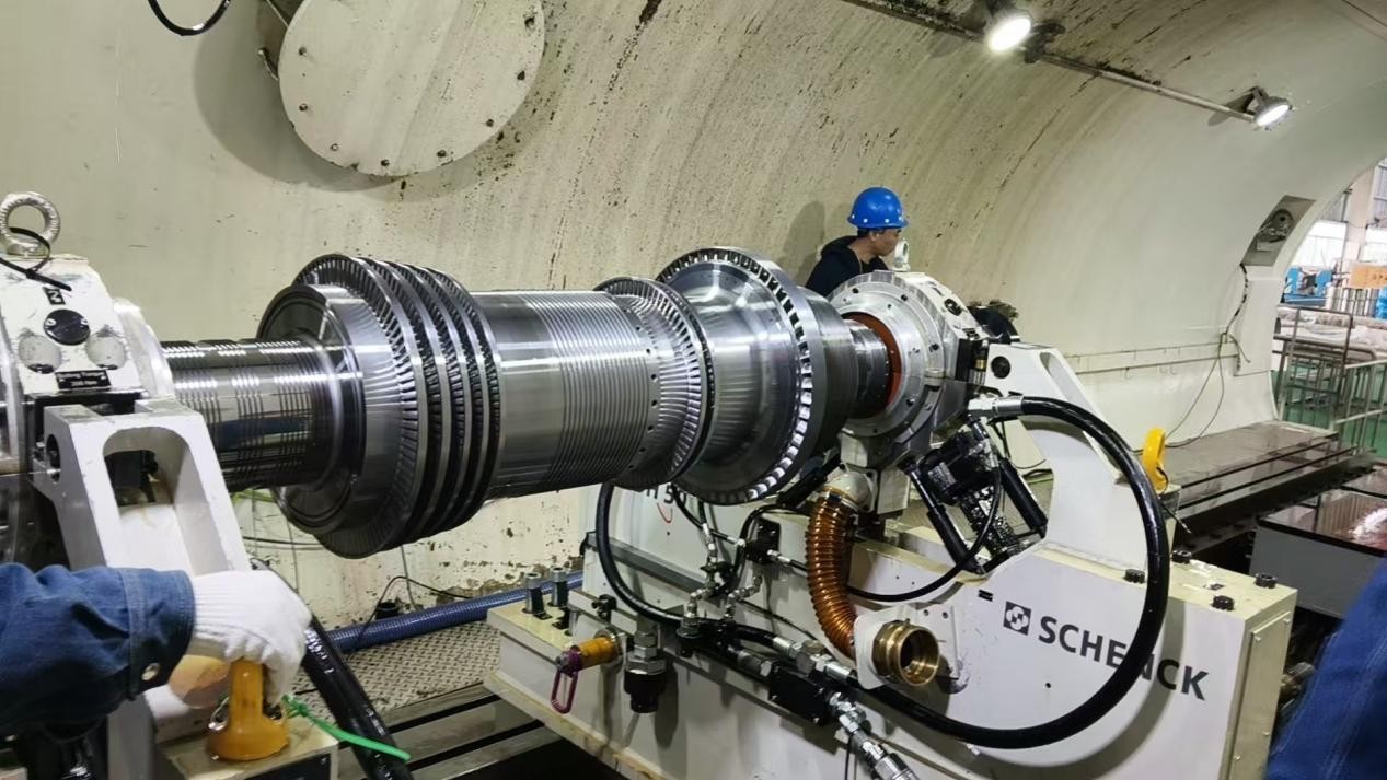 SINO-QNP gennemfører succesfuld dynamisk balanceringstest med høj hastighed for dampelektrisk dobbeltdrevet dampturbinerotor