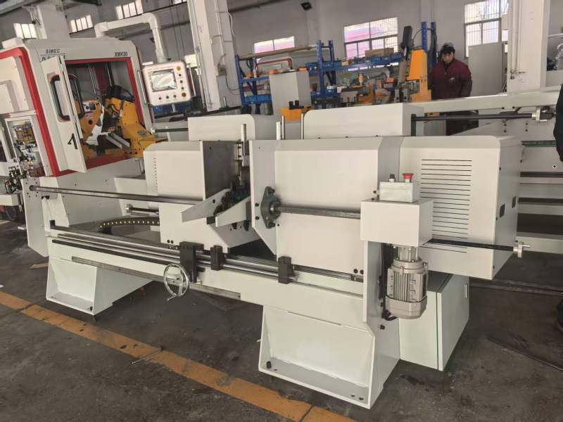 Double-head chamfering machine: a high-efficiency piece of equipment for precision profile processing. Double-head chamfering machine: a high-efficiency piece of equipment for precision profile processing.