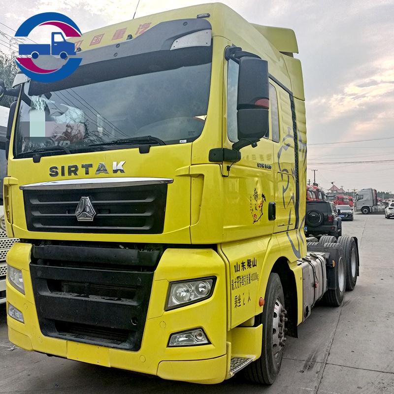 Sinotruk C7H Heavy Truck 540HP 6x4 Automatic Tractor