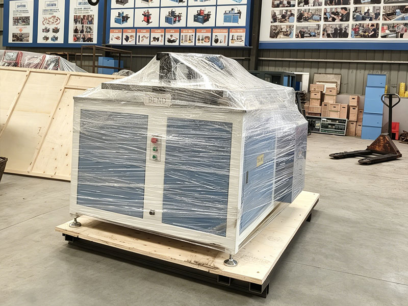 Machine à cintrer les barres omnibus CNC DXJ-30NC