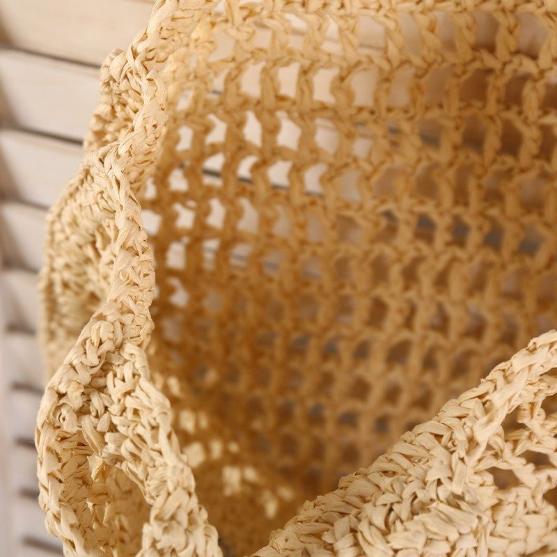 New summer hollowed-out woven bag